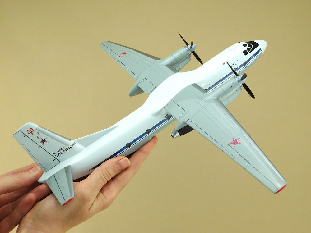 Модель самолета Ан-26 (М1:72, ВВС России, RF-36004, 26)