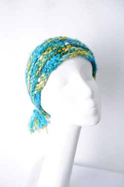 Шапка яркая