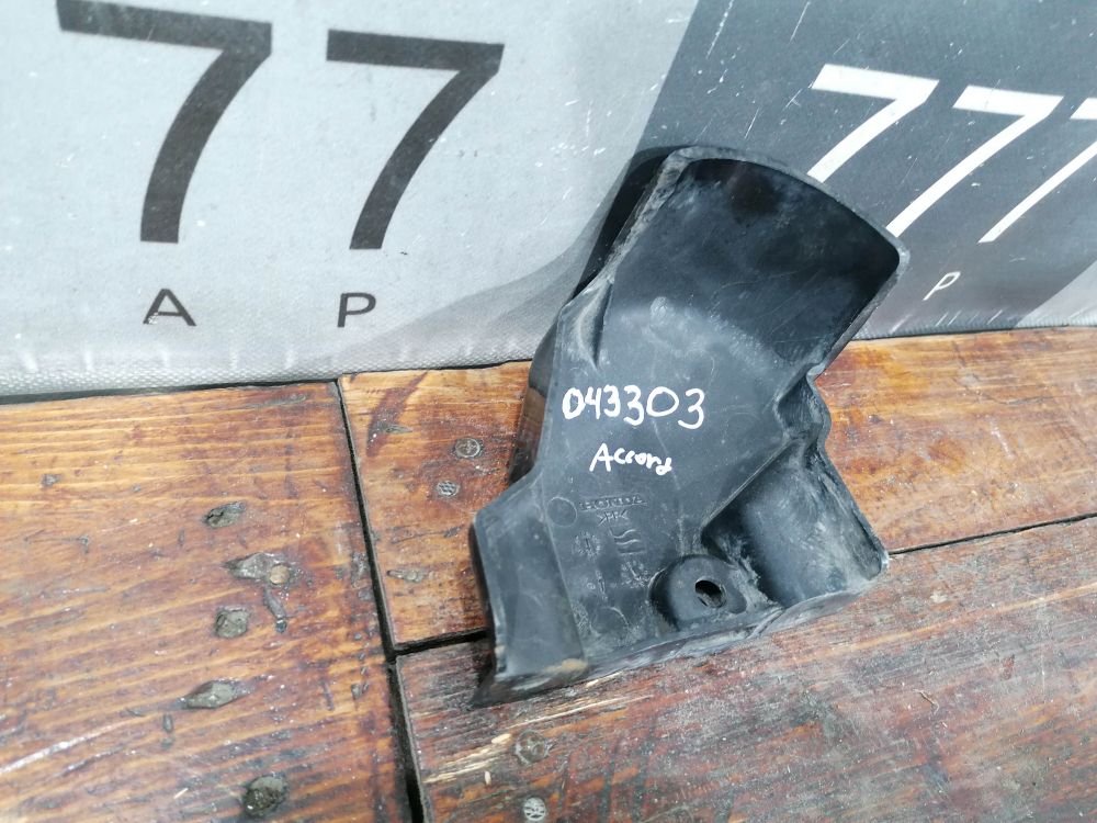 Воздухозаборник Honda Accord 7 (CL) 02-08 Б/У Оригинал 17255RBA010