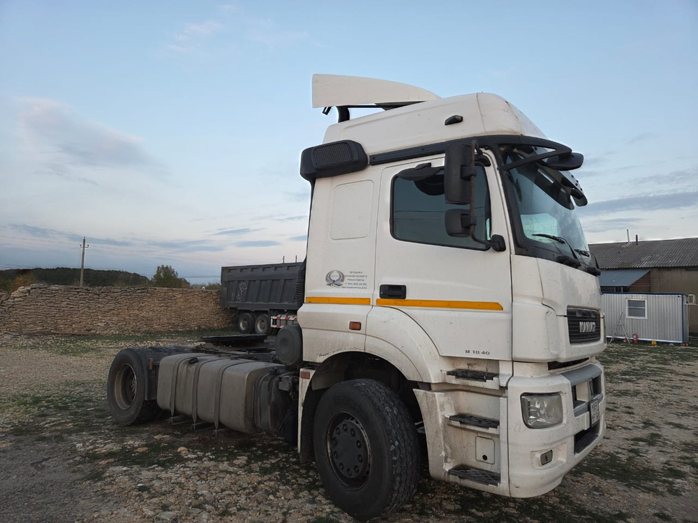 КамАЗ 5490 4x2 Седельный тягач 5490-022-87(S5) (Дизельный, 12,0 л, 401 л.с., МТ)