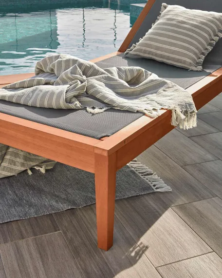 Шезлонг Caterin зеленый, массив эвкалипта