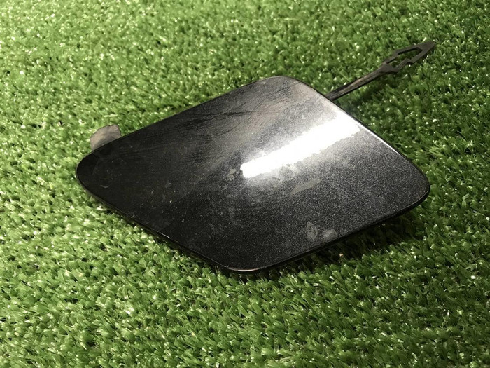 Заглушка буксировочного крюка BMW X5 G05 (18-23)