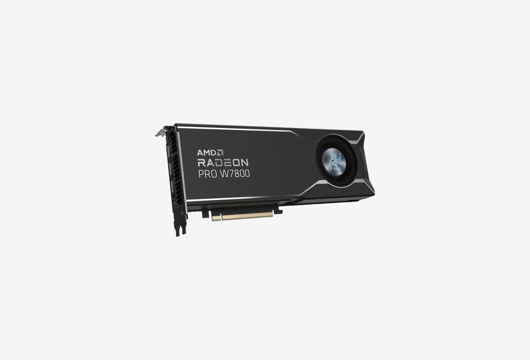 W7800 AI TOP 32G_0125819120340