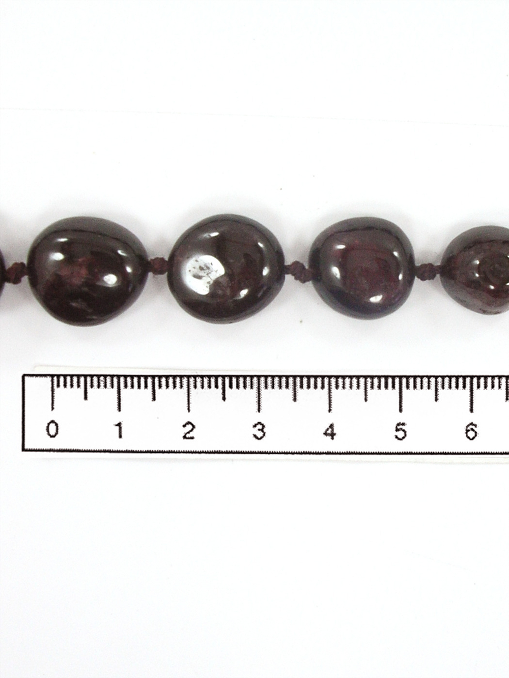 Бусы из Граната grbu017