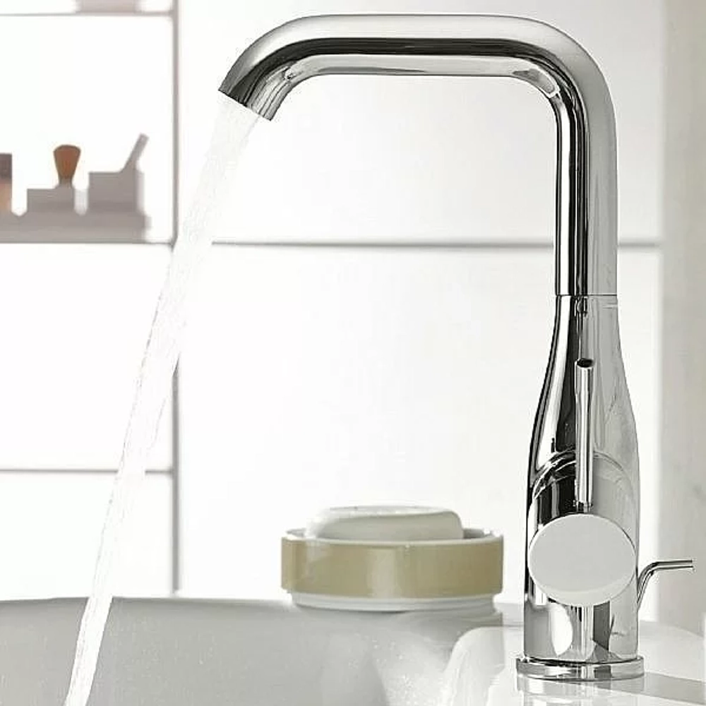 Смеситель для раковины Grohe Essence 23541001