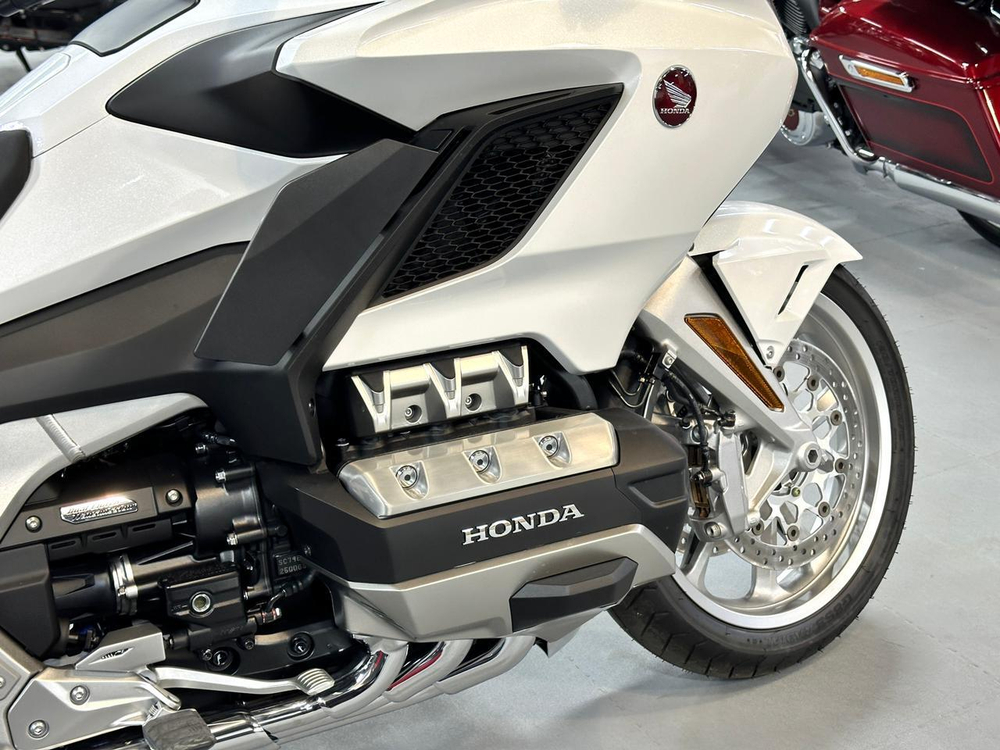 Honda GL 1800 Gold Wing (DCT)