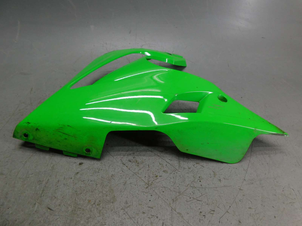 Пластик нижний левый Kawasaki ER6F 029044