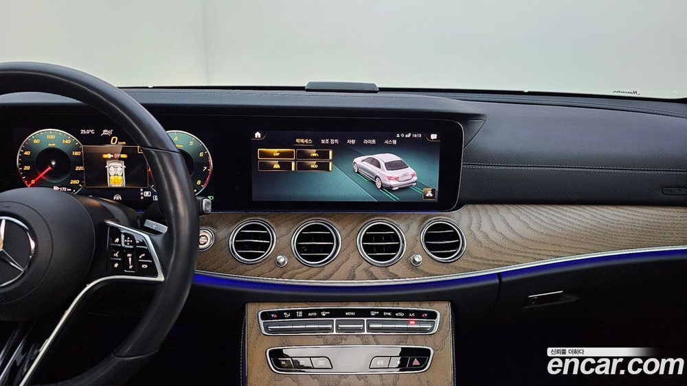 Mercedes-Benz E-Class W213 E250 Exclusive (03.2021)