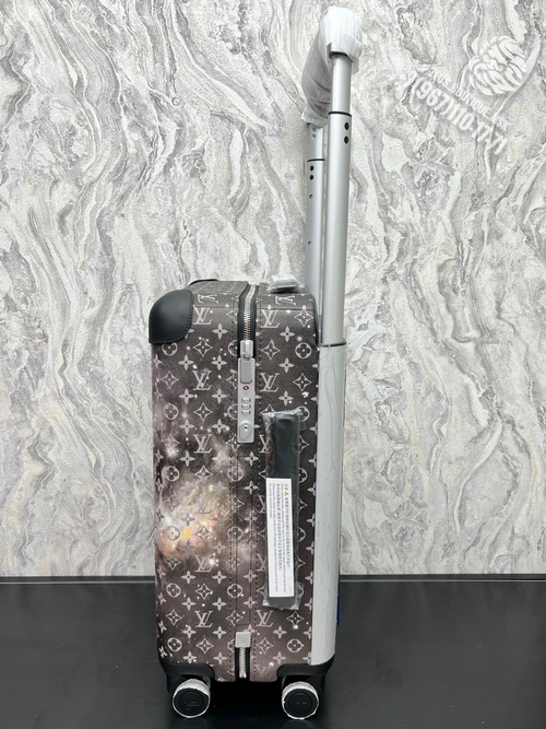Дорожный чемодан Louis Vuitton Horizon