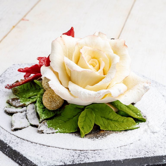 НОВОГОДНИЕ ШОКОЛАДНЫЕ ЦВЕТЫ - ПРАКТИКА по пластичному шоколаду