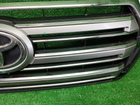Решетка радиатора Toyota Land Cruiser 200 (2015-2021)