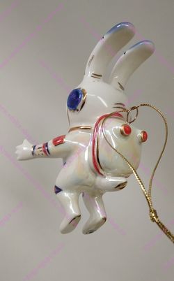 Ёлочная игрушка Зайчик-космонавт