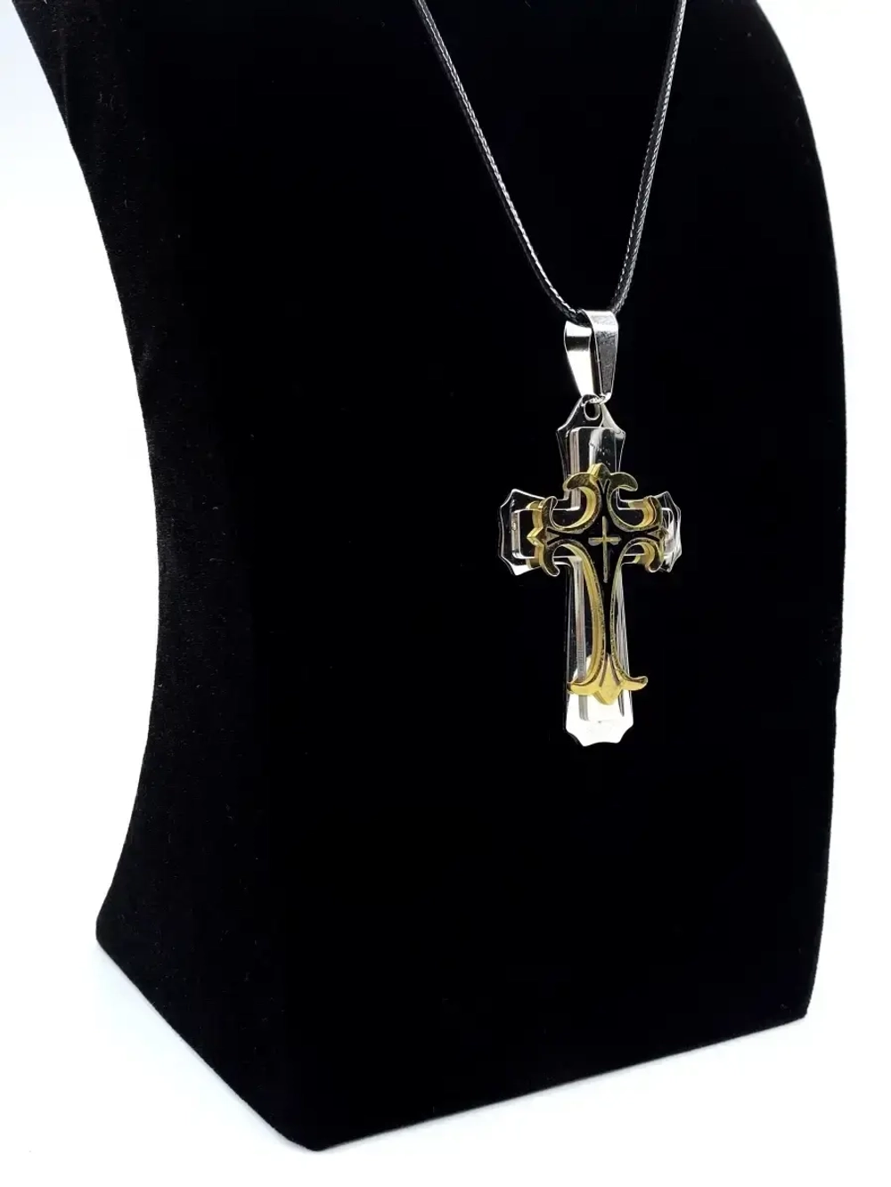 Крупный массивный крест из нержавеющей стали