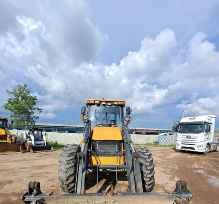 YUGONG 488* Экскаватор-погрузчик 488CX (Дизельный, 4,8 л, 102 л.с., АТ)