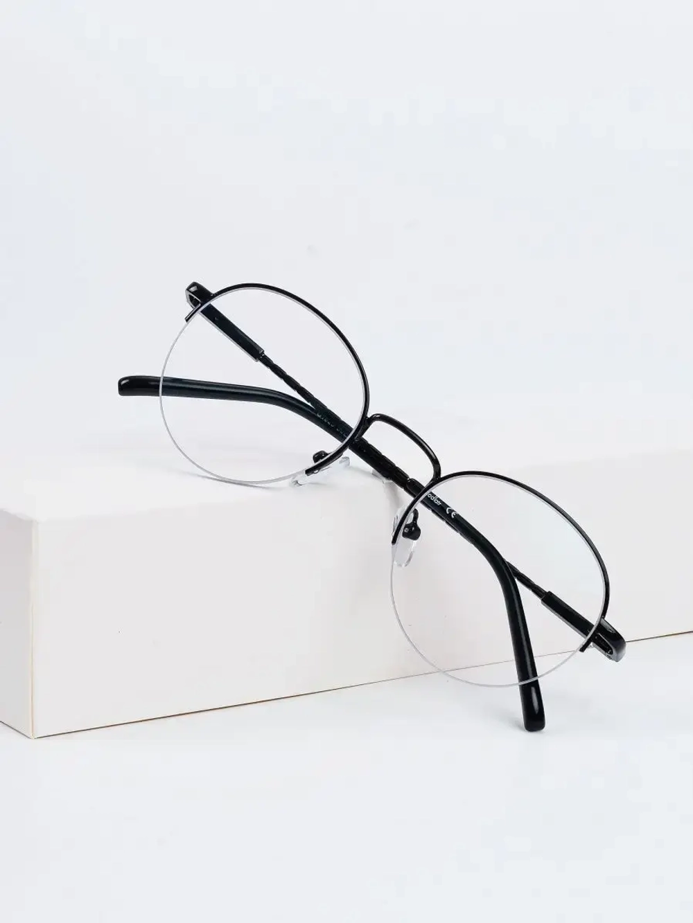 Очки корригирующие/женские/-4,00РЦ 62-64