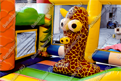 Надувной батут "Зверята с крышей 3" со скалодромом, 10*6*5 м