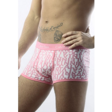 Мужские трусы боксеры с розовыми буквами Calvin Klein 365 print Boxer Pink Letters CK02127