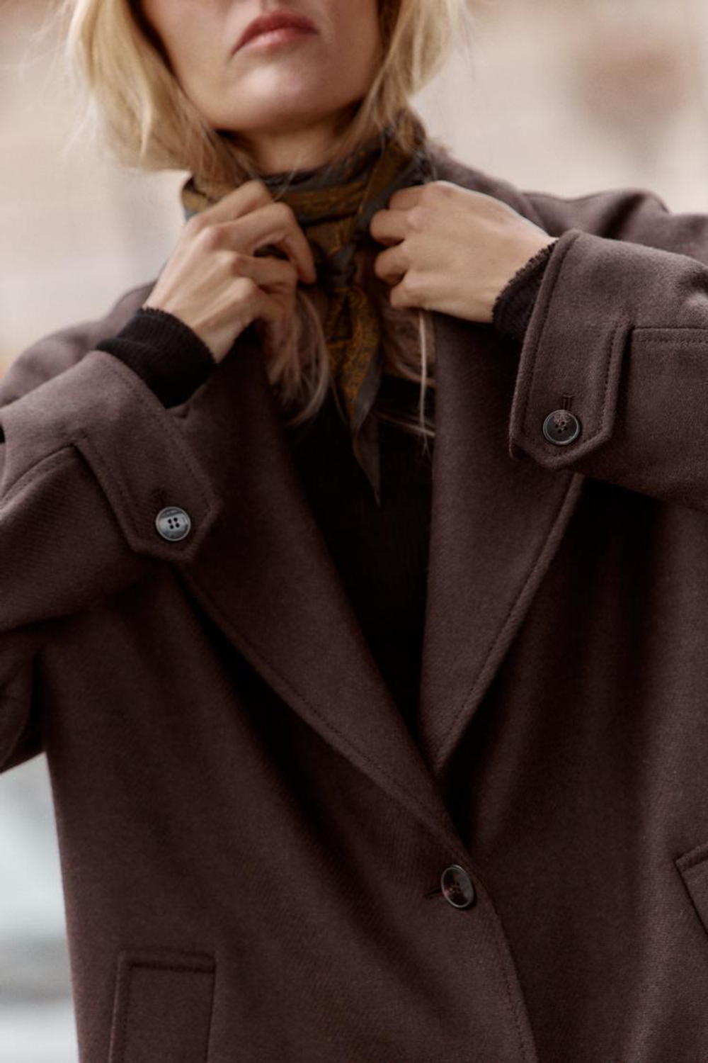 ZARA ПАЛЬТО С КОМБИНИРОВАННЫМ ВОРОТНИКОМ ИЗ ИСКУССТВЕННОЙ КОЖИ, КОРИЧНЕВЫЙ