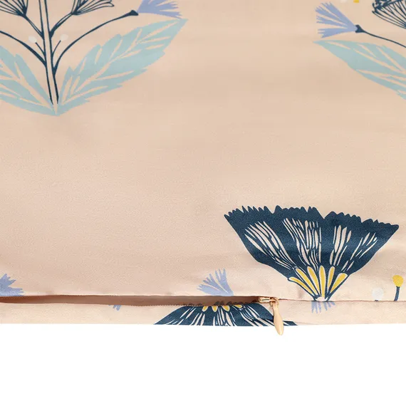 Комплект постельного белья "Летний цветок" из премиального сатина из коллекции russian north, 150х200 см