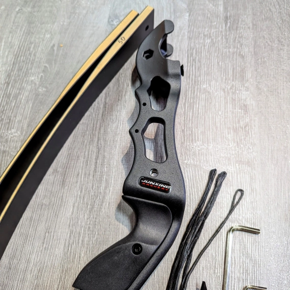 Лук спортивный для стрельбы и охоты (60 lbs)