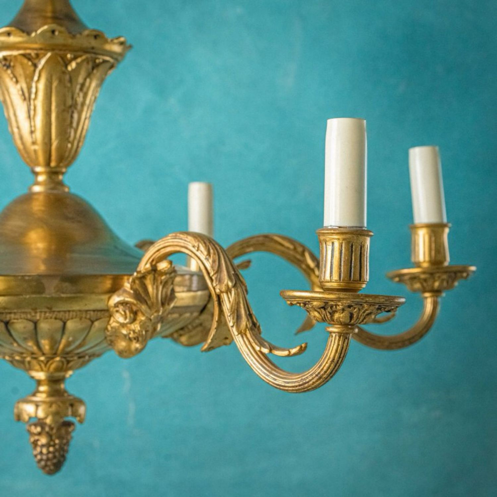 Бронзовая 6-ти рожковая люстра