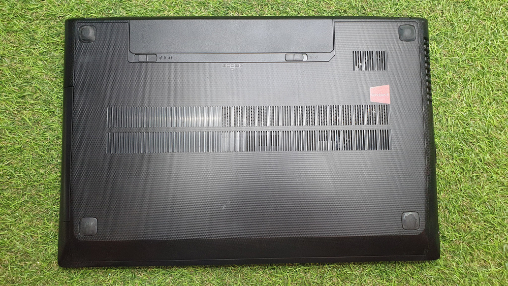 Ноутбук Lenovo AMD E1/4Gb