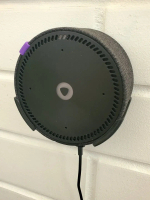 Настенный кронштейн для фронтальной установки Яндекс станций (Яндекс-Алиса) mini1, 3D печать, бежевый