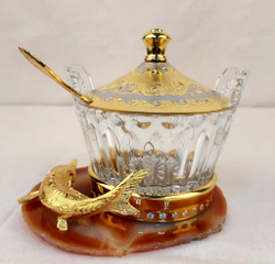 Икорница "Осетринка" на агате с крышечкой