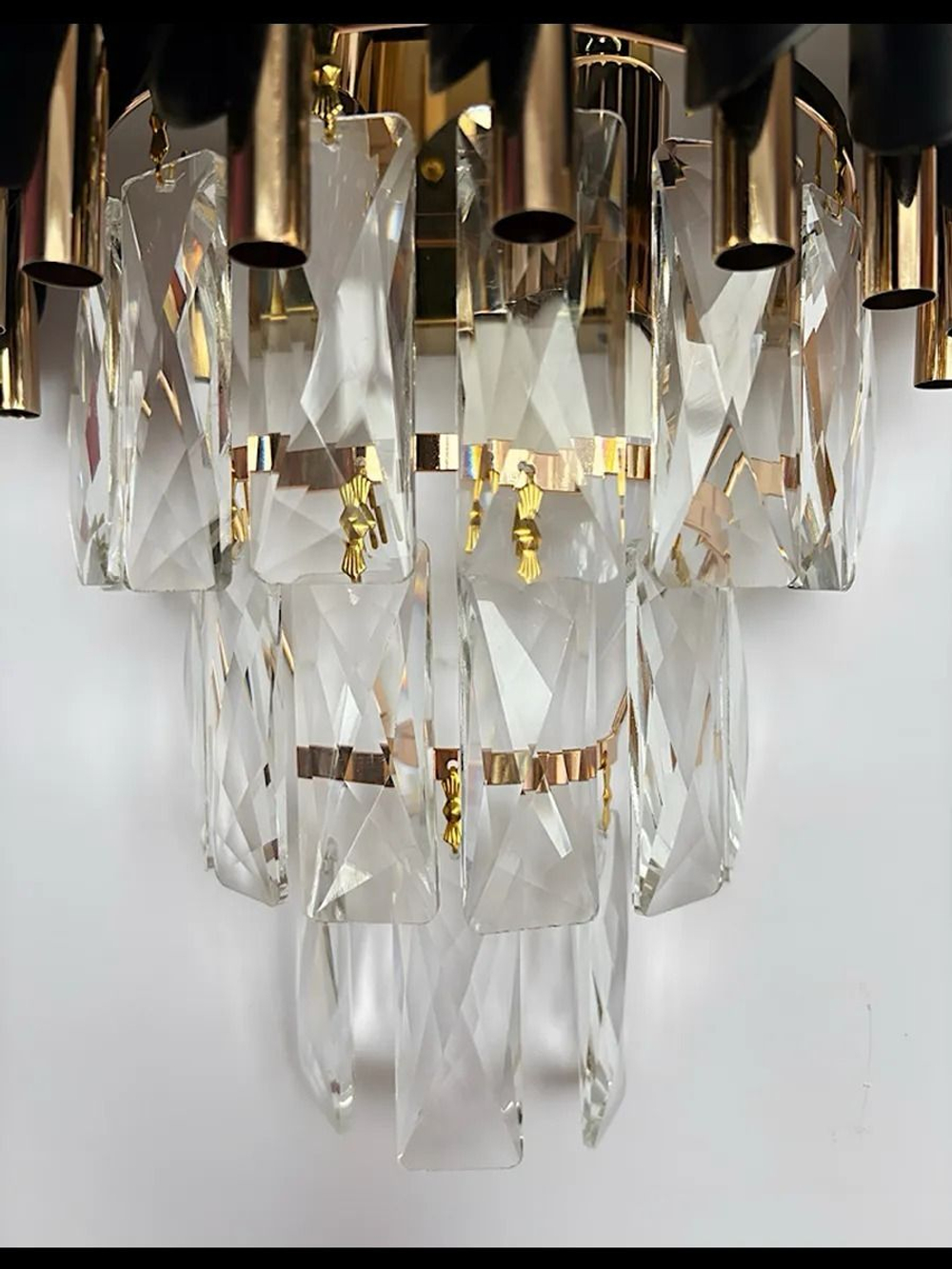 Бра настенное Lanbos Metal, 2 лампы Е14, 80 Вт, до 5 кв м, черное с золотом