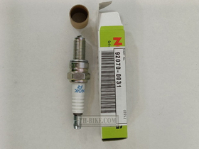 92070-0031. SPARK PLUG CR8E