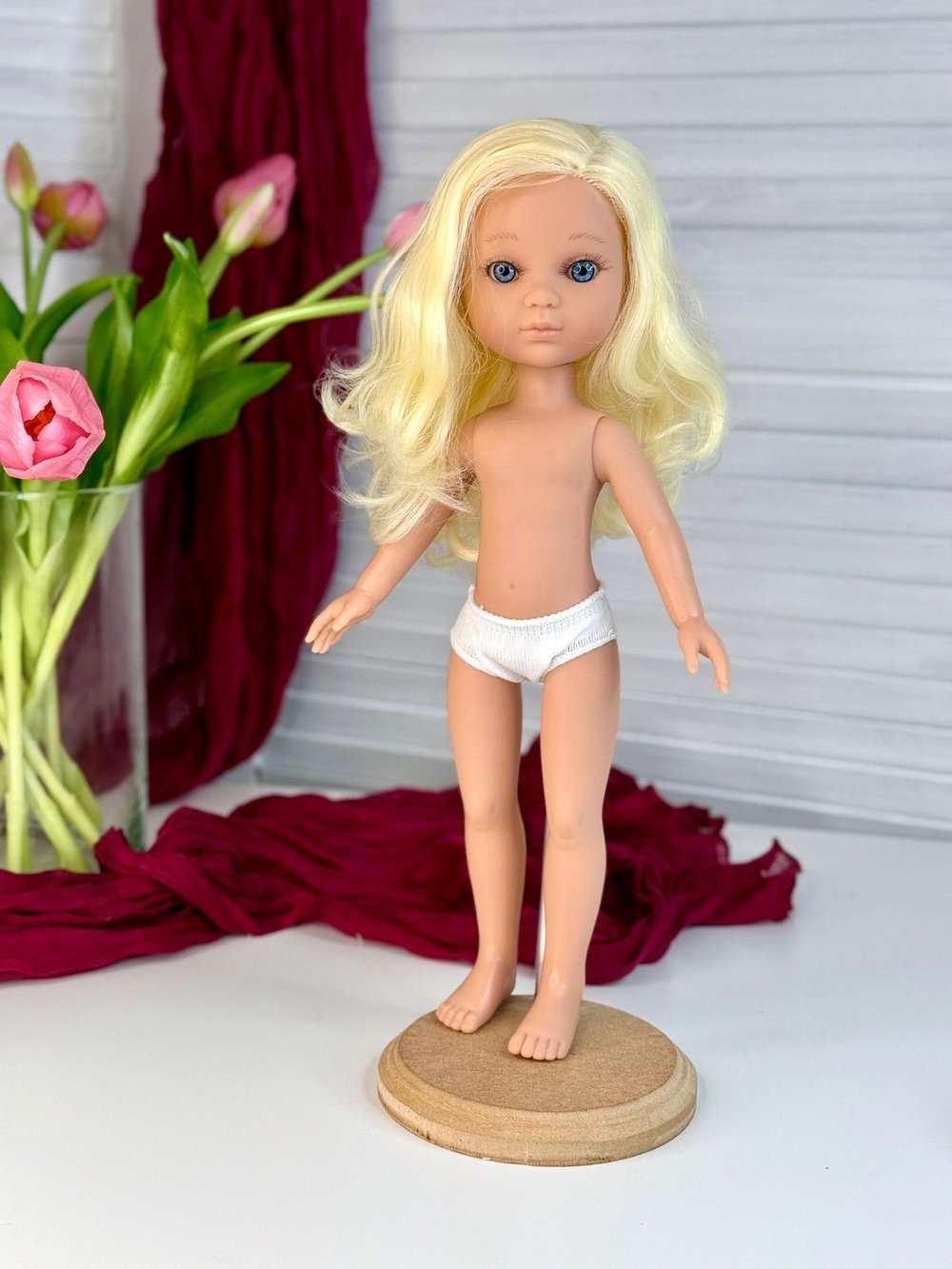 Кукла BERJUAN виниловая 35см Ева (832A)