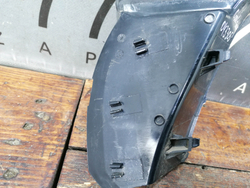 Щиток Накладка фонаря заднего правого Geely Coolray 19-нв Б/У Оригинал 7057015800