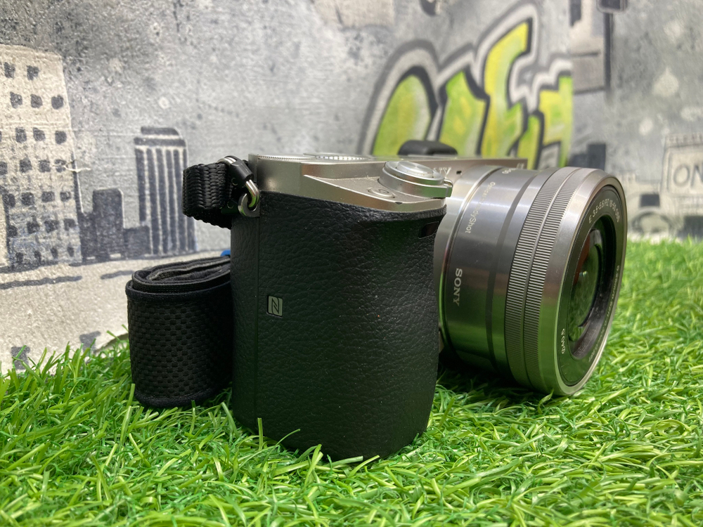 Sony A6000 kit E PZ 16-50mm OSS 17.400 кадров