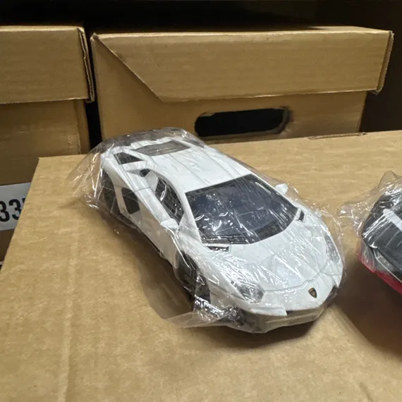 Lamborghini Aventodor MiniAuto 1:32  32126