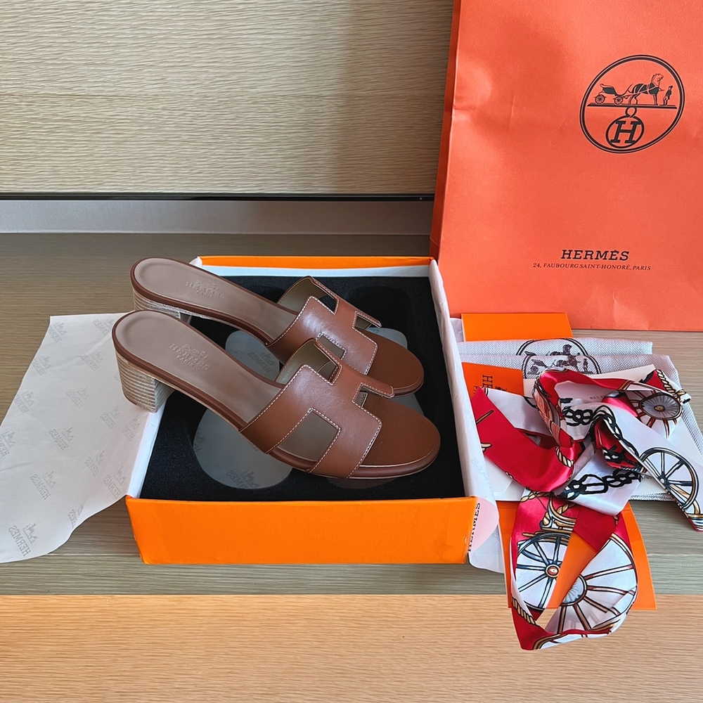 Hermes Oran Sandal