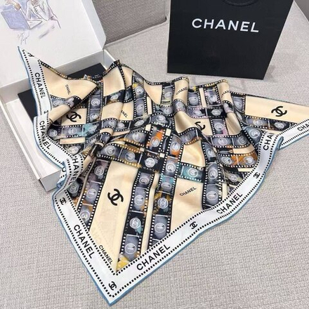 Платок CHANEL