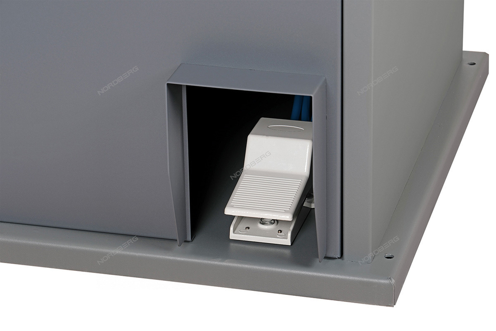 NORDBERG (NR8TM) Пневматический станок для заклепки тормозных колодок, цилиндр 160, с тумбой