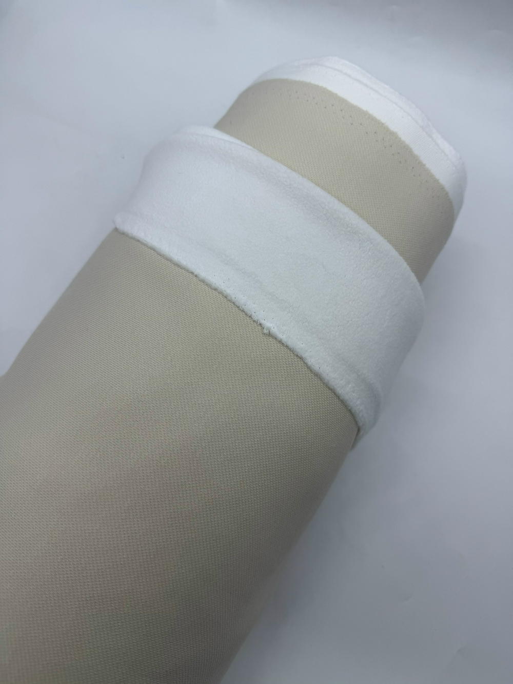 Пике на меху Экрю