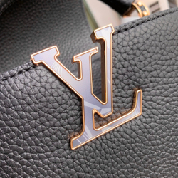 Louis Vuitton Capucines BB