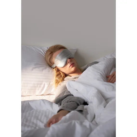 Маска для сна из натурального шелка светло-серого цвета из коллекции essential