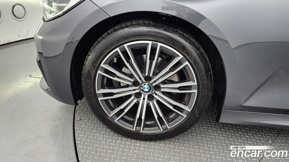 BMW 3 Series (G20) 320i M Sports (02.2021)