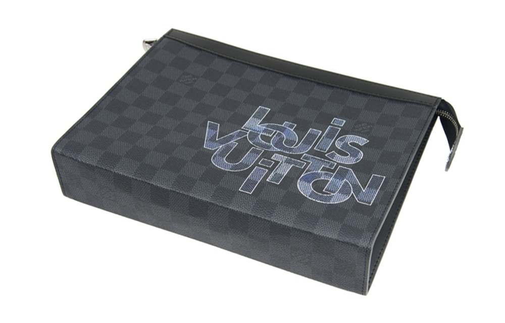 LOUIS VUITTON Toiletry Bags