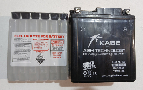 АКБ Сухозаряженная аккумуляторная батарея с упаковкой электролита в комплекте 12в 7а/ч 110-70-130  Мотоцикл Apollo M3 300