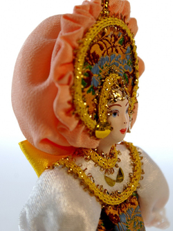 Кукла-подвеска Плясунья