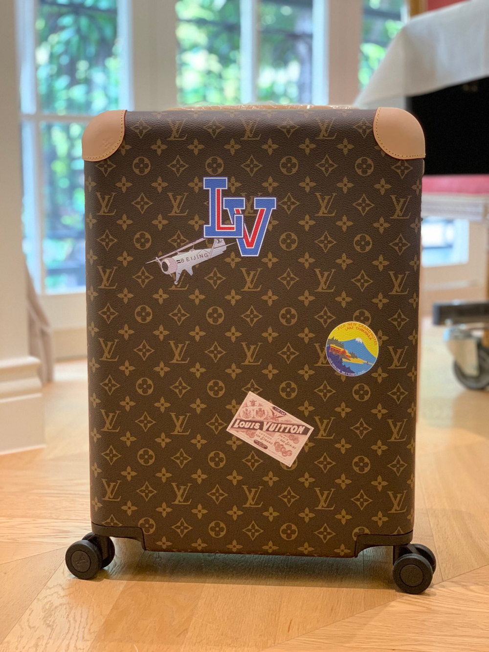 Louis Vuitton Horizon 55