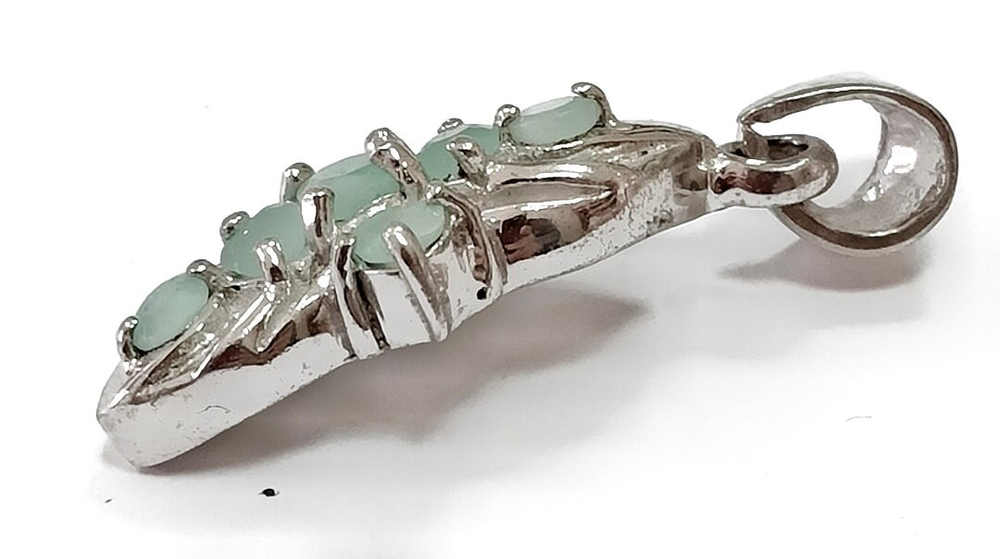 Ювелирная подвеска из серебра 925 пробы,вставка изумруд