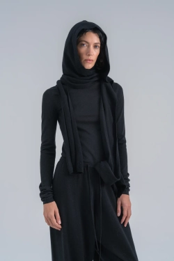 Капюшон из шерсти мериноса