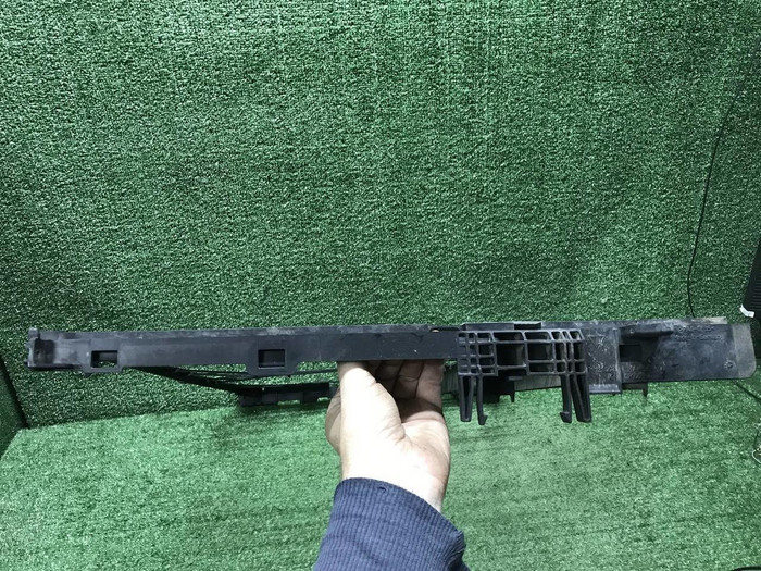 Дефлектор радиатора Porsche Panamera 971 (16-24)