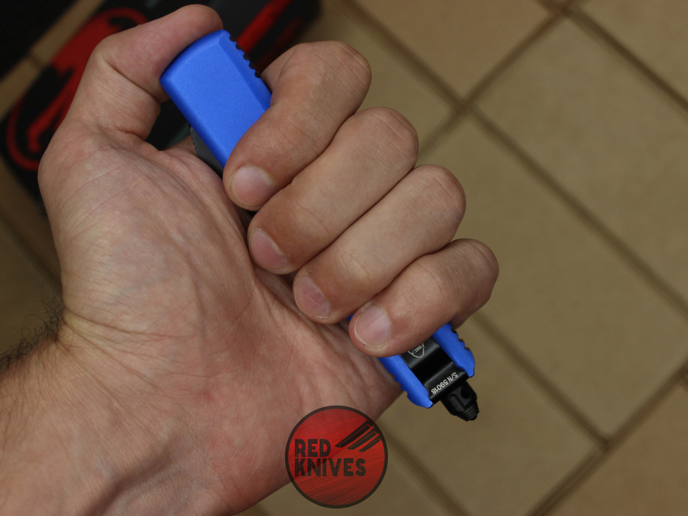 Нож Microtech Ultratech S/E - синяя рукоять, стандартный клинок сатин RK-379