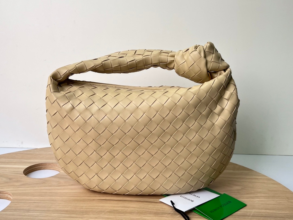 Bottega Veneta Teen Jodie 36 cm